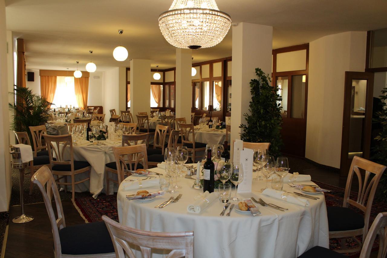 Olympic Regina Hotel Pinzolo Buitenkant foto