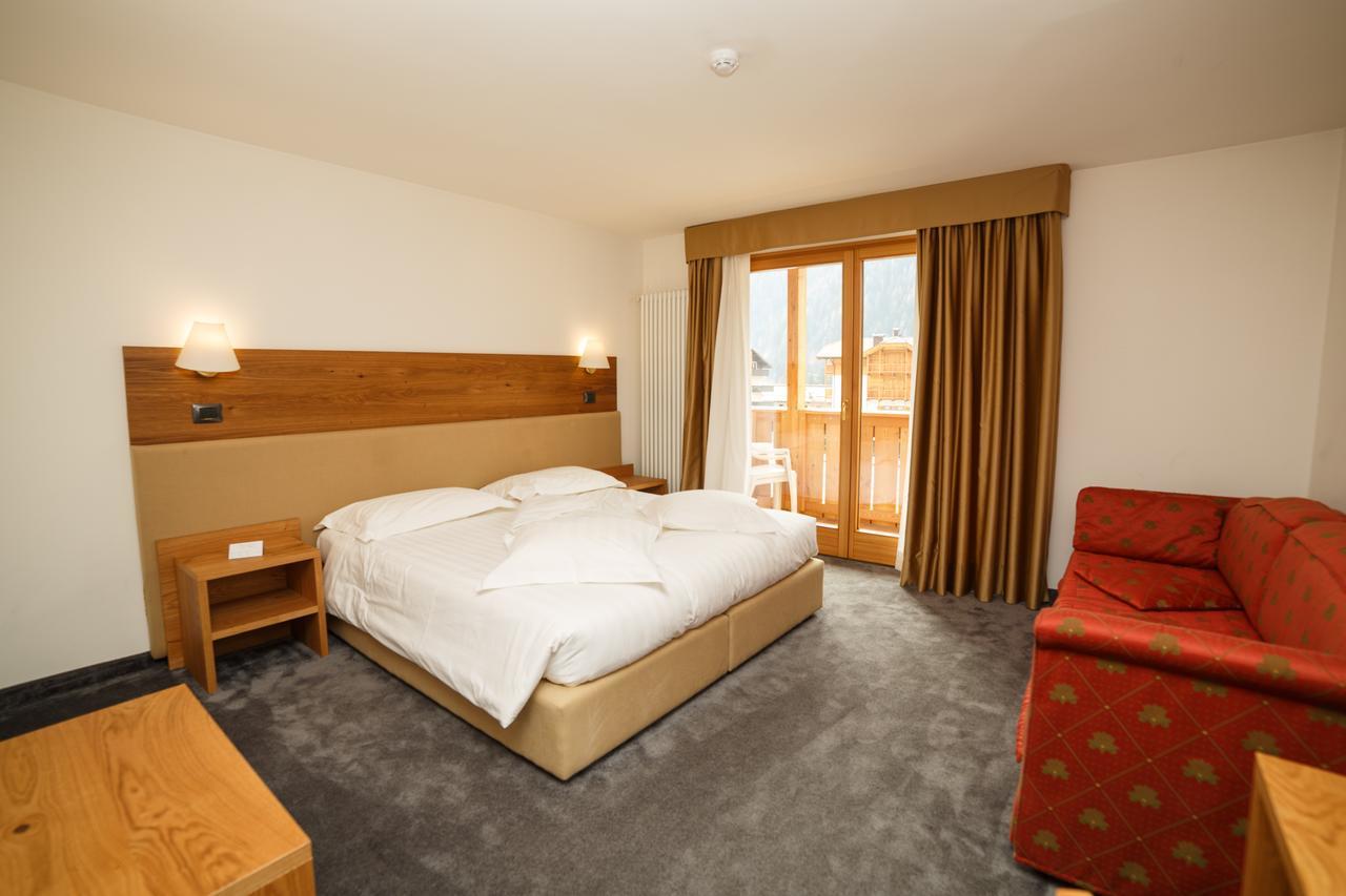 Olympic Regina Hotel Pinzolo Buitenkant foto
